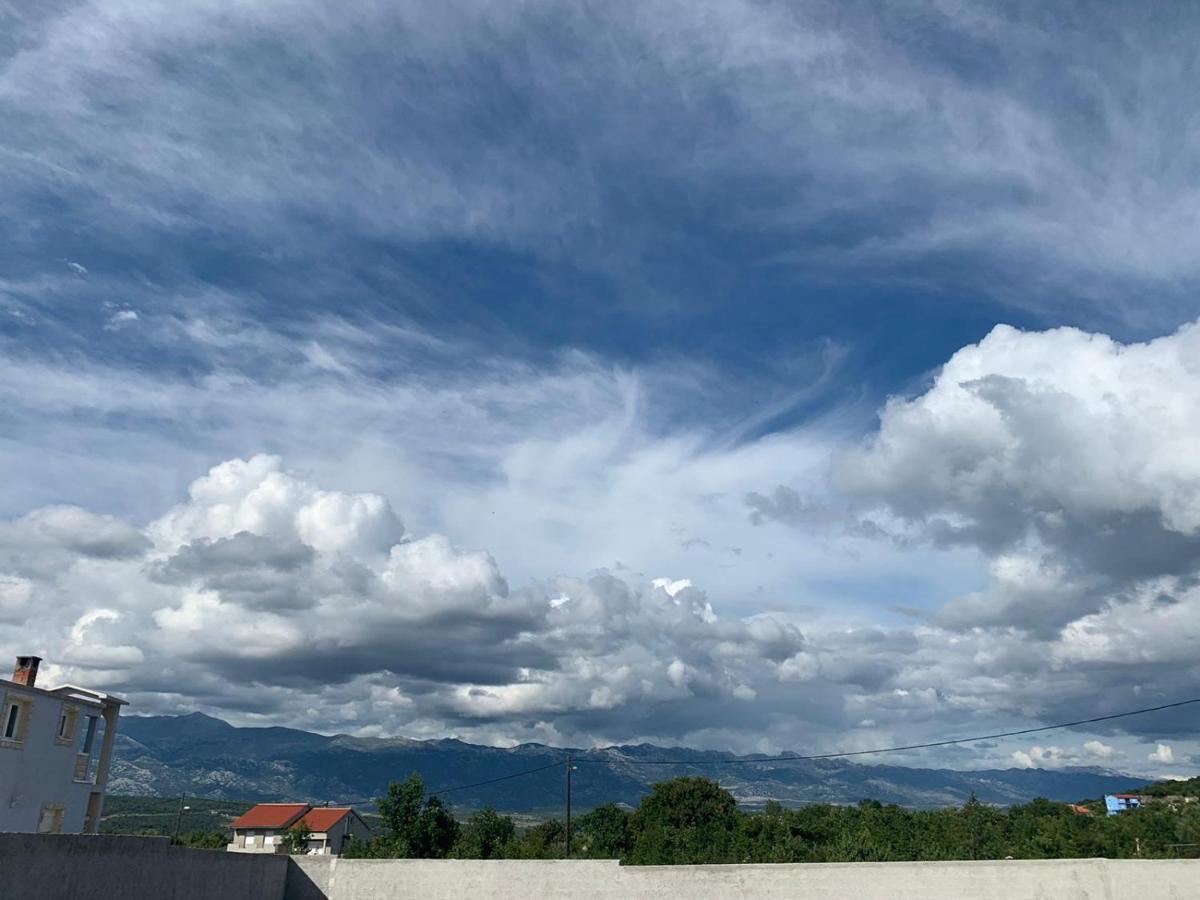 La Dolce Vita Apartment Posedarje Bagian luar foto