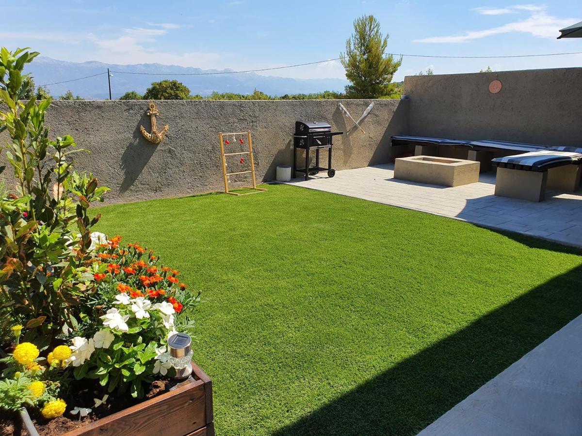 La Dolce Vita Apartment Posedarje Bagian luar foto