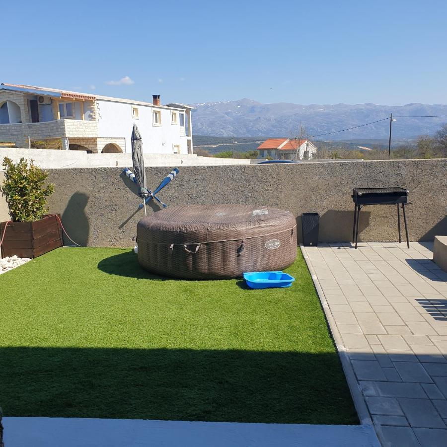 La Dolce Vita Apartment Posedarje Bagian luar foto
